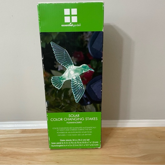 SolarHummingbird Stake - Color Changing Green - Picture 2 of 7